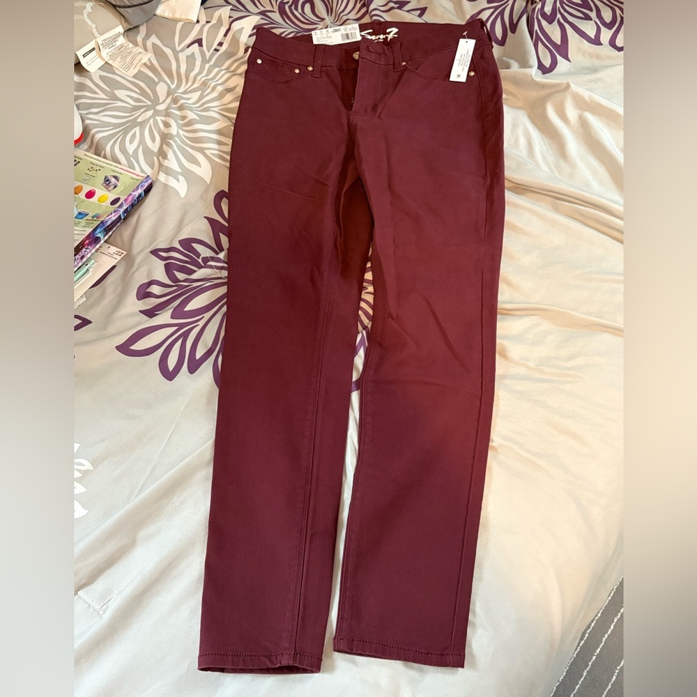 Women's Burgundy Jeans
